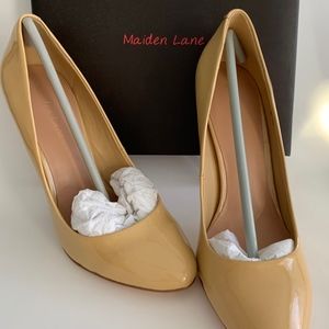 NWT. Maiden Lane Nude Patent Leather Heels